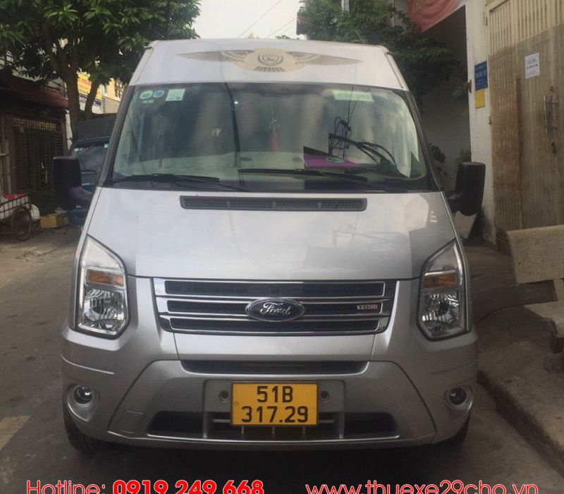 Dịch vụ cho thuê xe 16 chỗ đời mới giá tốt nhất tại Tp.HCM