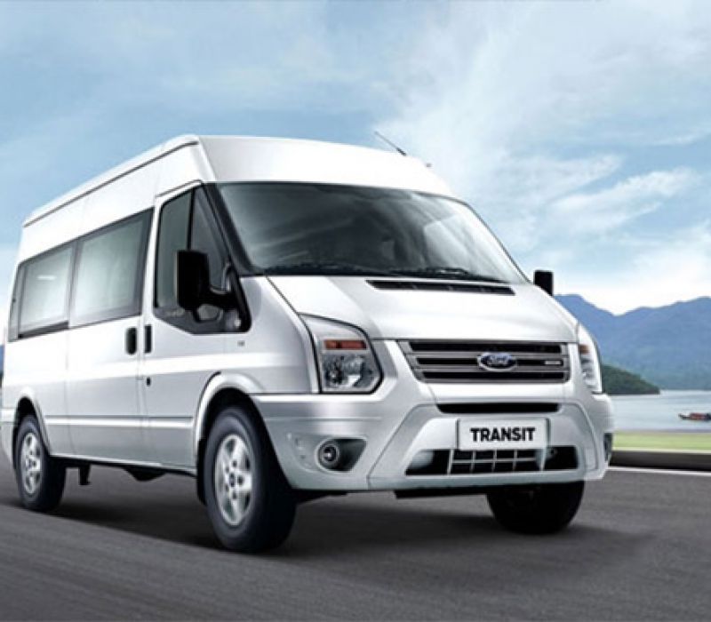 Thuê xe tự lái ngày Tết: "Cháy hàng", giá tăng cao ngất ngưởng